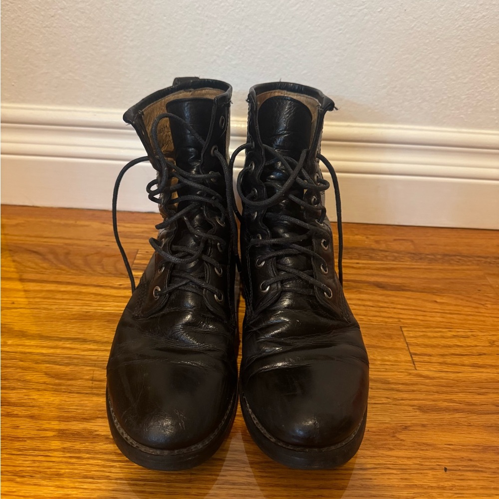 FRYE VERONICA FLEX COMBAT 8.5 Women